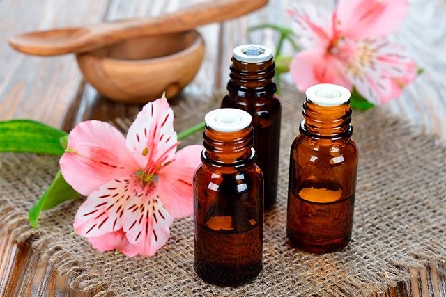 aceite para bebé - ¿Cuáles son los beneficios de la aromaterapia?¿Cuáles son los mejores aceites de aromaterapia ¿Cómo se utilizan los aceites de aromaterapia ¿Qué aceite es bueno para dormir?